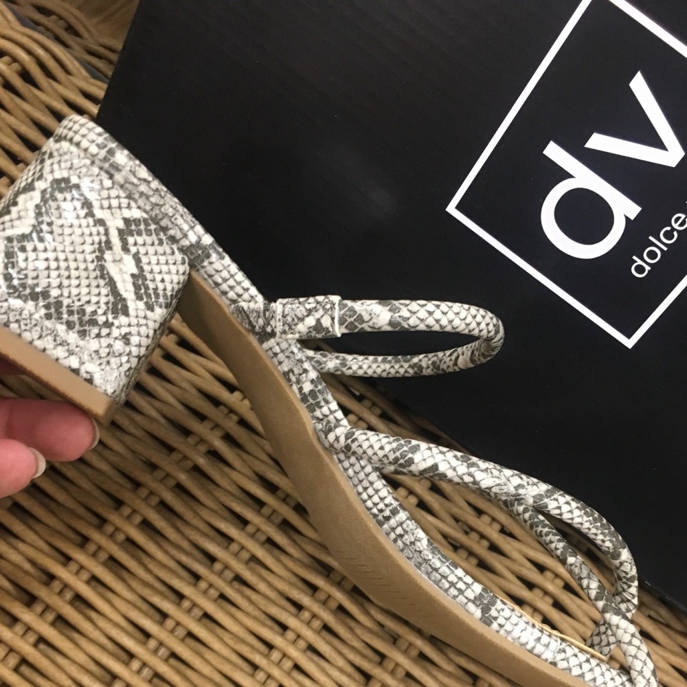 Just in🐍Super cute-snake skin Pattern Sandals 🐍W - Picture 5 of 6